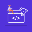 Code mit Glühbirne und Person